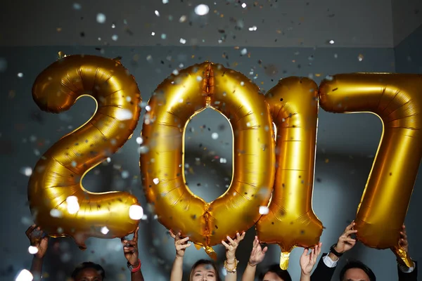 Celebrando el Año Nuevo —  Fotos de Stock