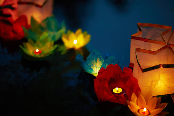 Фестиваль водных фонарей
