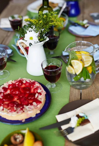 Comida festiva para la celebración de Acción de Gracias —  Fotos de Stock