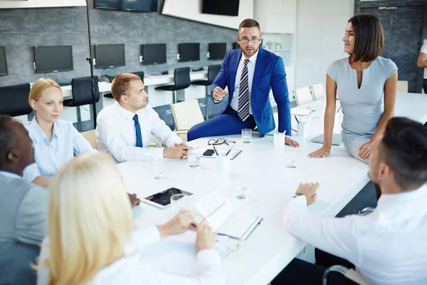 Equipo de trabajadores de cuello blanco — Foto de Stock