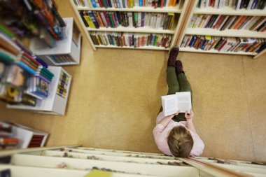 Öğrenci Kitaplığı'nda okuma