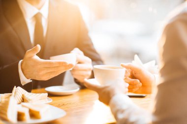 Ellerin cups ile yakın çekim