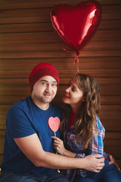 Feliz pareja enamorada — Foto de Stock