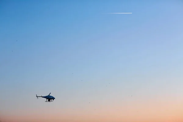 Helicóptero de la Guardia Costera — Foto de Stock