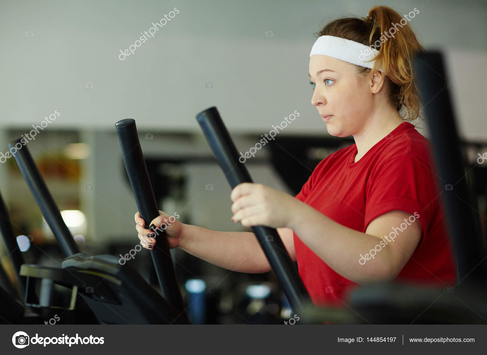 ellipse moderate woman