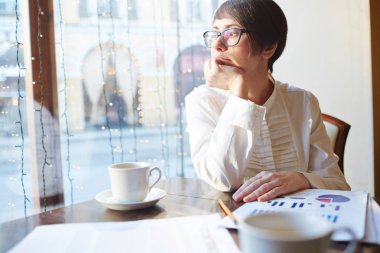Cafe iş raporları derleme