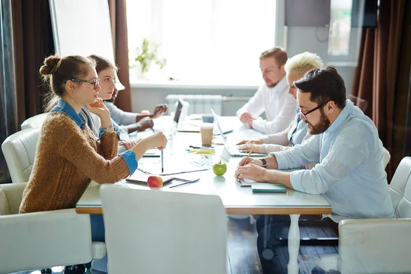 Vergadering van financiële managers — Stockfoto