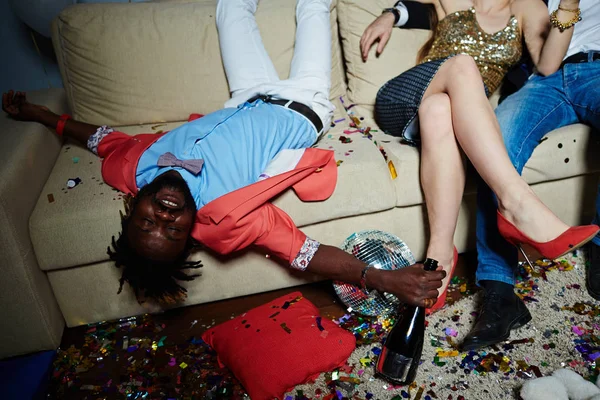 Afro-amerikai részeg ember — Stock Fotó