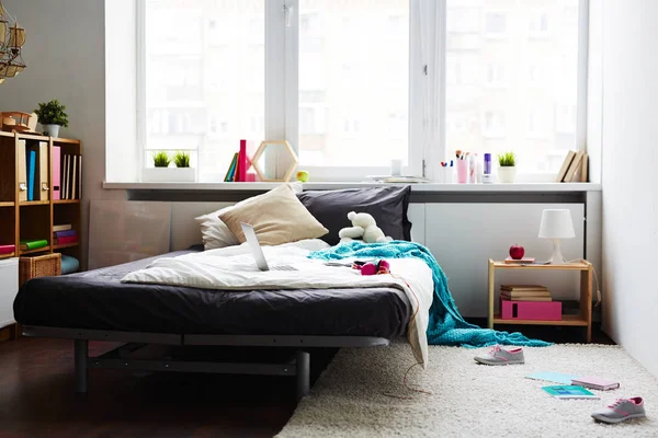 Modern messy girl bedroom — Stock Photo, Image