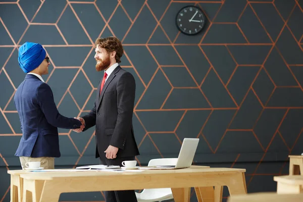 Happy Business Leaders Greeting One Another Handshake — Stock Photo, Image