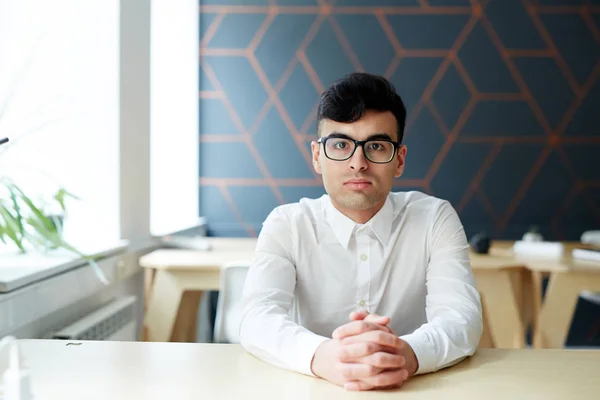 Businessman Eyeglasses White Shirt Sitting Desk — Stock Photo, Image