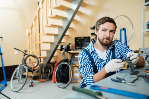 Waist Portrait Bearded Young Repairman Wearing Overall Checked Shirt Distracted — Stock Photo, Image