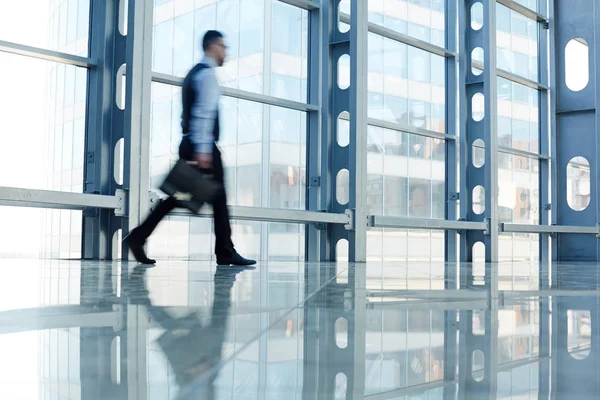 Figura Borrosa Hombres Negocios Caminando Trabajo — Foto de Stock