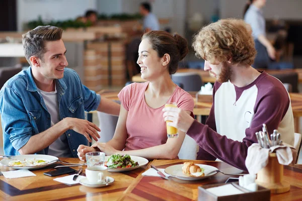 Multi Ethnic Group Cheerful Friends Gathered Together Lunchtime Cozy Small — Stock Photo, Image