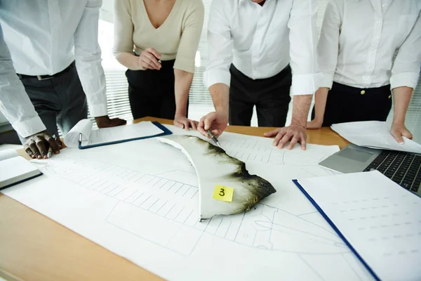 Close Shot Multi Ethnic Aircraft Accident Board Studying Plane Wreckage — Stock Photo, Image