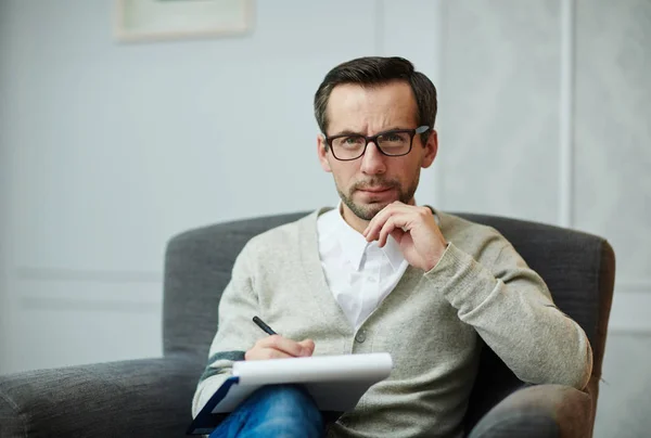 Portrait Handsome Middle Aged Psychologist Eyeglasses Looking Camera While Sitting — Stock Photo, Image