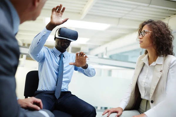 Colleagues Looking Businessman Headset Taking Part Virtual Conference Webinar — Stock Photo, Image