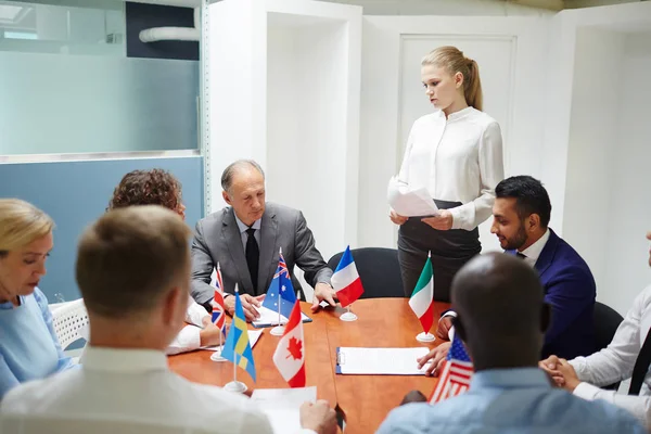 Young Female Delegate Making Report Colleagues Conference — Stock Photo, Image