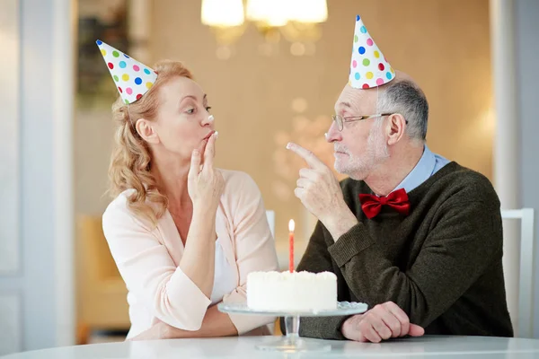 Senior Couple Having Birthday Fun Table — Stock Photo, Image