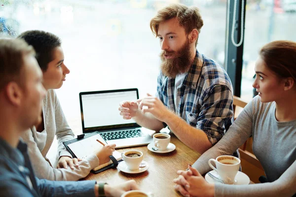 Group Young Interior Designers Having Project Discussion Gathered Cozy Coffeehouse — Stock Photo, Image