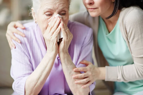 Elderly Woman Crying Young Female Embracing Her — Stock Photo, Image