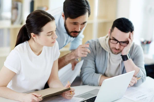 Group Business People Working Laptop Modern Office Asian Man Leaning — Stock Photo, Image