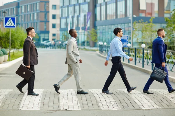 Multi Ethnic Group Confident Coworkers Crossing Road City Center Modern — Stock Photo, Image