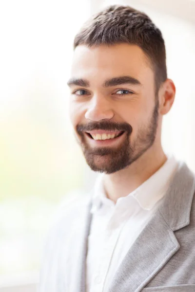 Handsome Bearded Man Looking Camera Toothy Smile While Standing Blurred — Stock Photo, Image