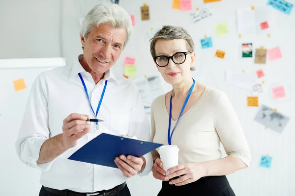 Talented Members Homicide Department Looking Camera While Having Working Meeting — Stock Photo, Image