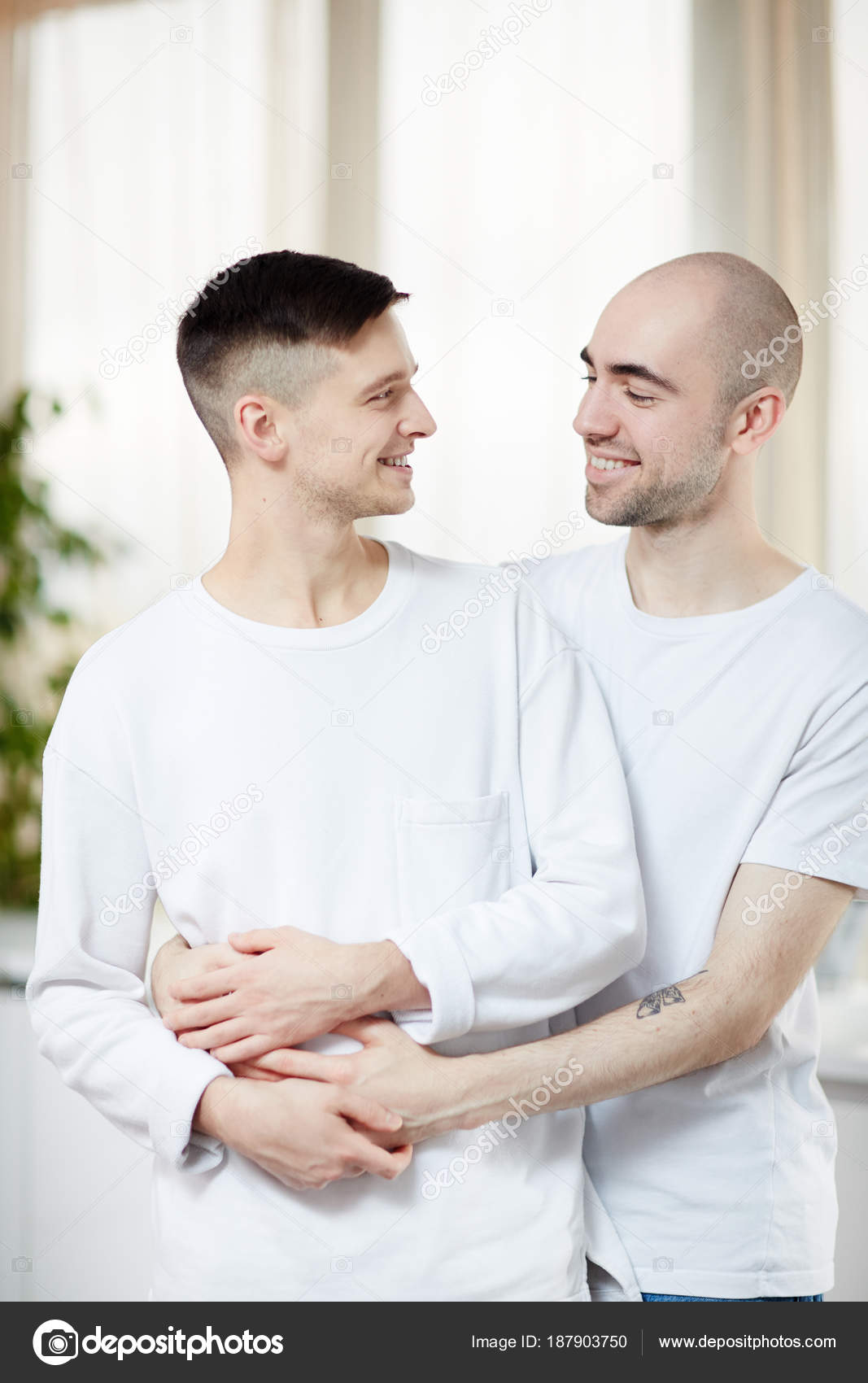 Datiert einen Transgender-Schwulen