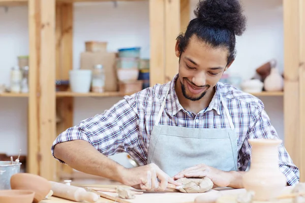 Talented Master Preparing Clay Making Toys Products Work — Stock Photo, Image