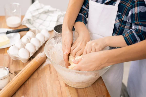 Hands Young Woman Her Little Son Kneading Selfmade Dough Bowl — Stock Photo, Image