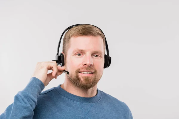 Happy Young Casual Operator Headset Consulting Clients Online While Looking — Stock Photo, Image