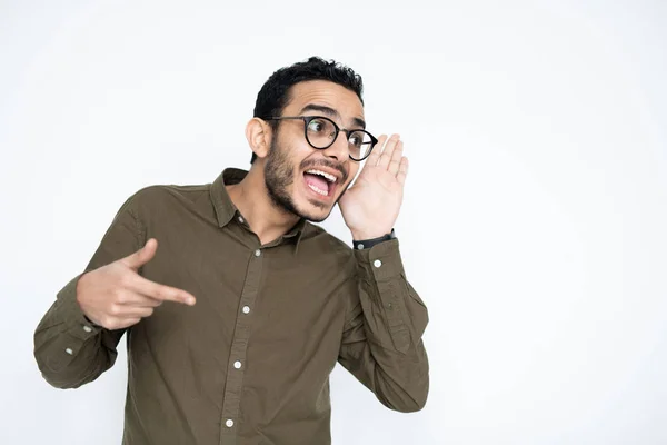 Jovem Empresário Contemporâneo Óculos Explicando Algo Mantendo Mão Esquerda Por — Fotografia de Stock