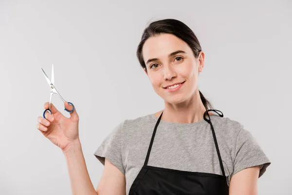 Cabeleireiro Muito Feminino Com Tesoura Olhando Para Você Com Sorriso — Fotografia de Stock