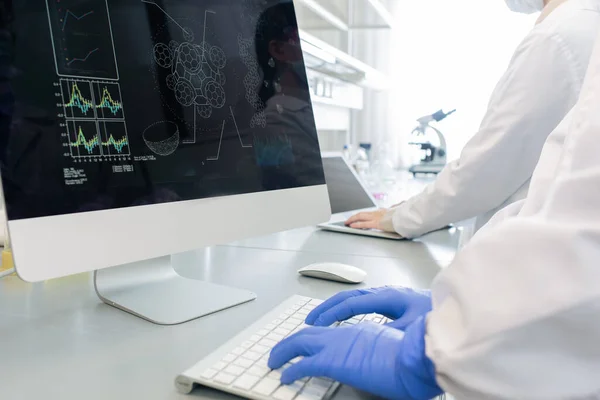 Horizontal Shot Two Unrecognizable Scientists Wearing White Coats Gloves Working — Stock Photo, Image