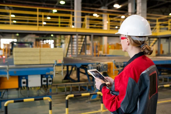 Rear View Busy Woman Hardhat Safety Goggles Using Tablet While — 图库照片