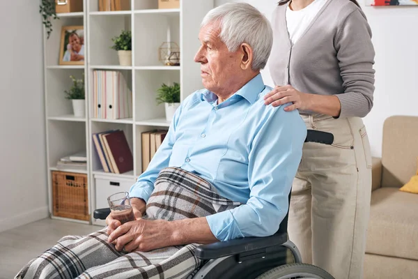 Aged Disable Man Glass Water Sitting Wheelchair Young Female Caregiver — Stock Photo, Image