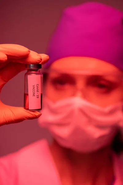 Gloved Hand Female Virologist Pharmacist Holding Small Bottle Vaccine New — Stock Photo, Image