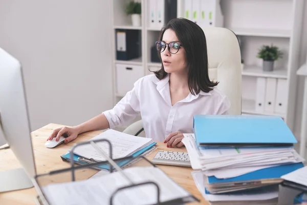 Busy Young Woman Blouse Sitting Desk Using Computer While Working — Stock Photo, Image