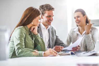 Office belgesinde analiz iş adamları