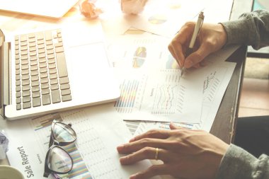 İşadamı imza belge