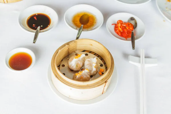 Steamed shrimp Fun Goh dumpling — Stock Photo, Image
