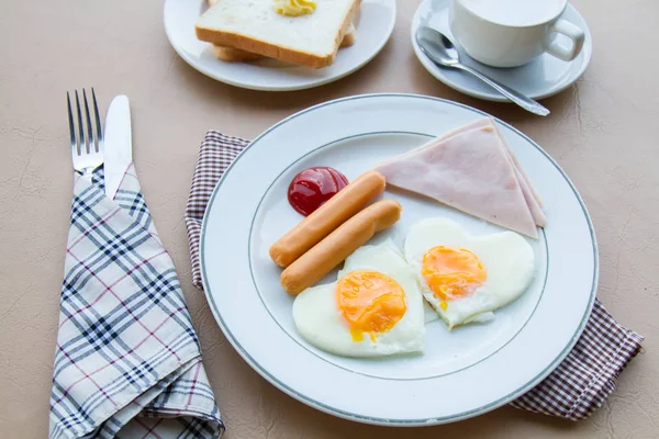 Ontbijt in de ochtend — Stockfoto