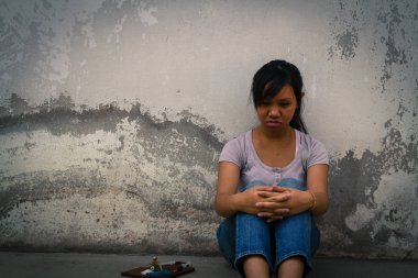 Ergenlik döneminde uyuşturucu bağımlılığı