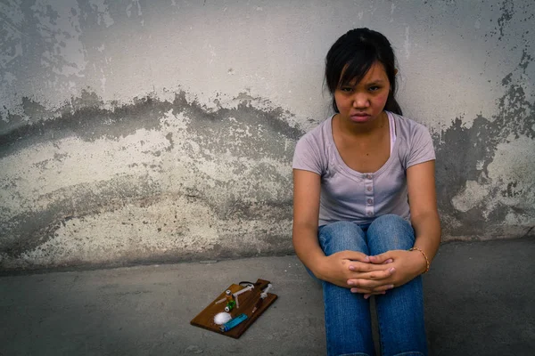 Ergenlik döneminde uyuşturucu bağımlılığı