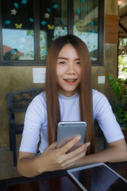 Mutlu kullanım akıllı telefon