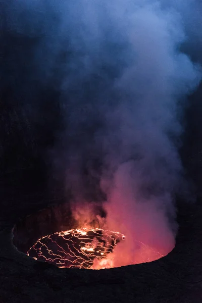 Volcan nyiragongo Erüpsiyonu içinde — Stok fotoğraf