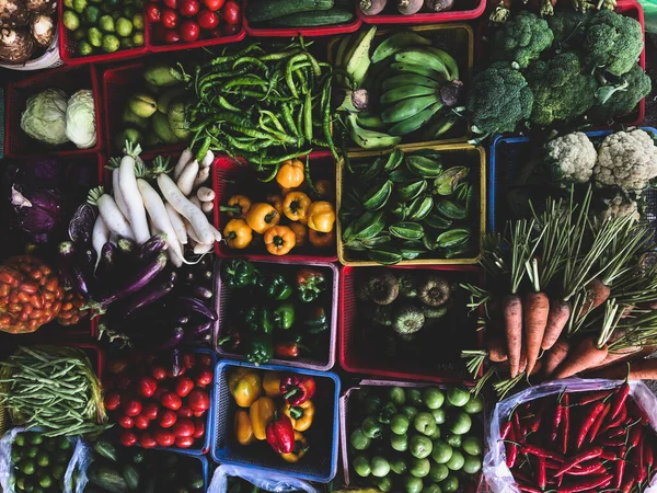 Ovanifrån Ett Stort Sortiment Rad Lösa Grönsaker Och Frukter Till — Stockfoto