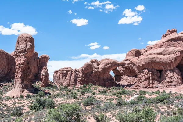 Dubbele boog in Arches National Park, Utah — Stockfoto